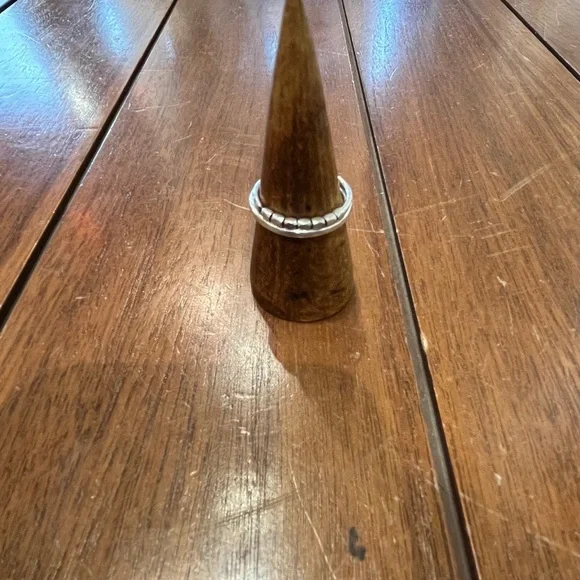 Simple Two Ring Stack - Picture 2 of 9